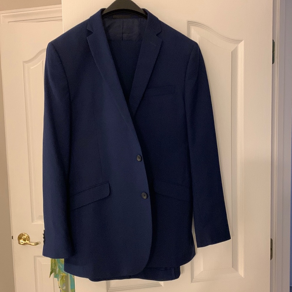 Blue Kenneth Cole suit